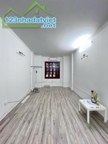 Bán nhà ngõ 91 Nguyễn Chí Thanh-DT 40 m2 x 4 tầng.MT 4m.GẦN PHỐ-NGÕ THOÁNG. - 1