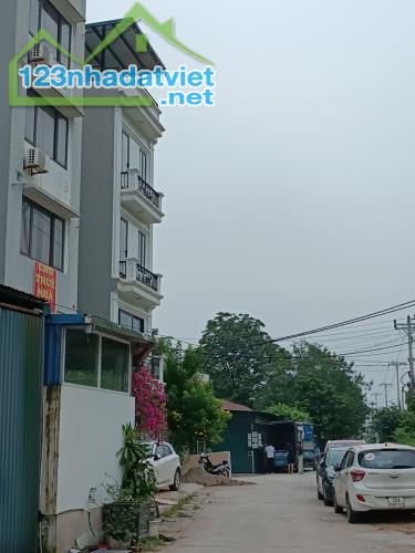 Bìa Làng Lại Đà-Đông Hội- Đông Anh-Diện Tích 305M²-MT 8,1M-Đường Mênh Mông - 2