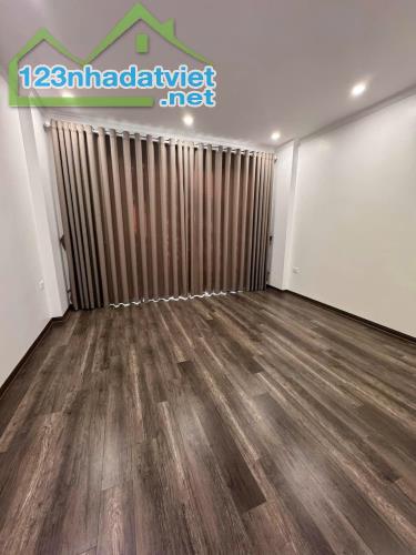 PHÂN LÔ VIP MAI DỊCH CẦU GIẤY 6 TẦNG THANG MÁY  80m 20 TỶ 2 THOÁNG TRƯỚC SAU VỈA HÈ Ô TÔ - 3