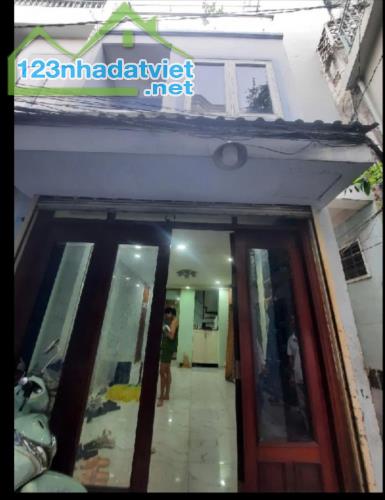 NHÀ MỚI 3 TẦNG GẦN Đ.TRẦN XUÂN SOẠN Q.7 - Đ.NG TẤT THÀNH Q.4 GIÁ 3,35 TỶ