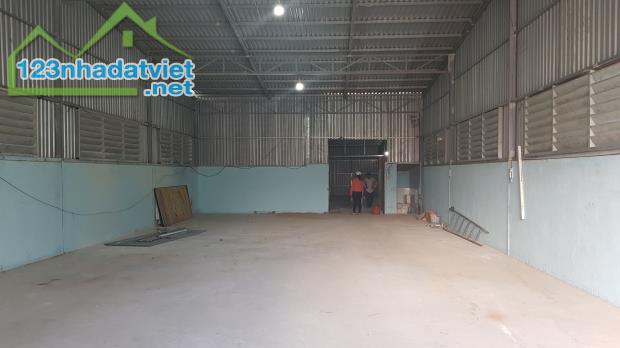 NHÀ XƯỞNG CHO THUÊ P.HIỆP THÀNH QUẬN 12 DT: 100M GIÁ 5 TRIÊU/THÁNG LH: 0908561228