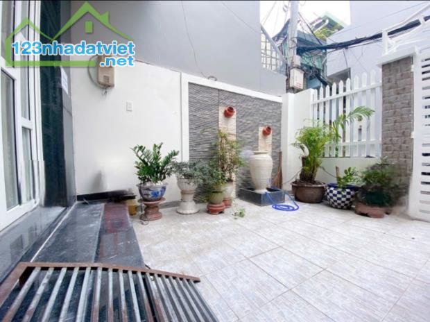 Bán nhà Trần Xuân Soạn - Quận 7 - dtsd 160m2 - ngang 4.3m - nhỉnh 7.x tỷ xíu TL. - 4