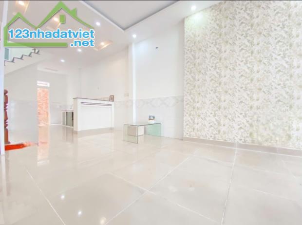Bán nhà Trần Xuân Soạn - Quận 7 - dtsd 160m2 - ngang 4.3m - nhỉnh 7.x tỷ xíu TL. - 2