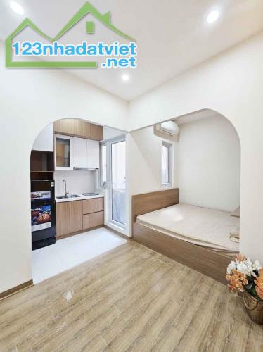 Bán nhà đẹp Đội Cấn, Ba Đình, ôtô, kinh doanh, 70mx9t, 22 tỷ, 0985696268