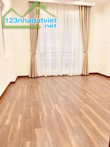 CỔ LINH ĐÀM QUANG TRUNG 40M2 FULL NỘI THẤT Ở NGAY 15m OTO TRÁNH GẦN AEON. 6,2TỶ - 2