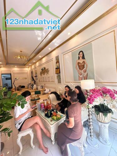 SANG NHƯỢNG SPA TẠI 133 MAI DỊCH, CẦU GIẤY, HÀ NỘI - 1