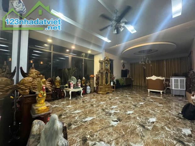 Bán nhà Villa Compound Xuân Thủy - Quốc Hương, DT:16x24, 3 Tầng + hồ bơi, 99.9 tỷ - 3