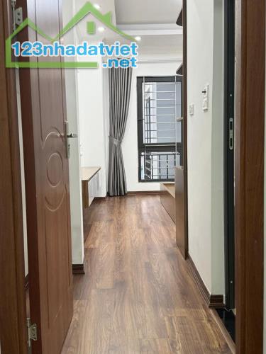 Bán Nhà Đa sỹ Hà Đông DT 30m2 5 Tầng MT 4m2  5.85 Tỷ - 3