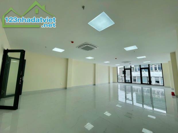 Cho Thuê Văn Phòng Phố Tây Sơn, 40m2 - 80m2 - 120m2, giá từ 6,5tr/tháng