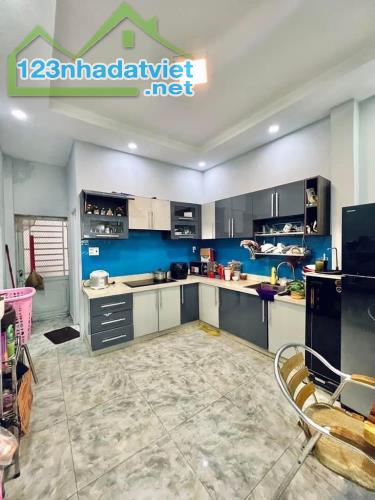 Bán Nhà Trần Thái Tông . Tân Bình. 35M2 . 2 Tầng  . Nhỉnh 3 Tỷ