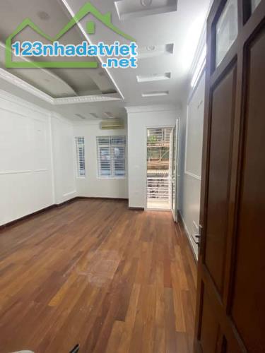 BÁN NHÀ THÁI HÀ , ÔTÔ VÀO NHÀ, KINH DOANH ĐỈNH. 47M, 5 TẦNG, NHỈNH 1.9 TỶ. LH 0984823023
