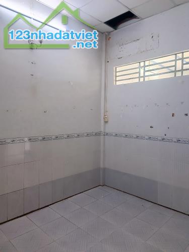 Bán gấp Nhà Hoàng Xuân Nhị , Quận Tân Phú , 65m2, chỉ  5 tỷ còn TL. - 1