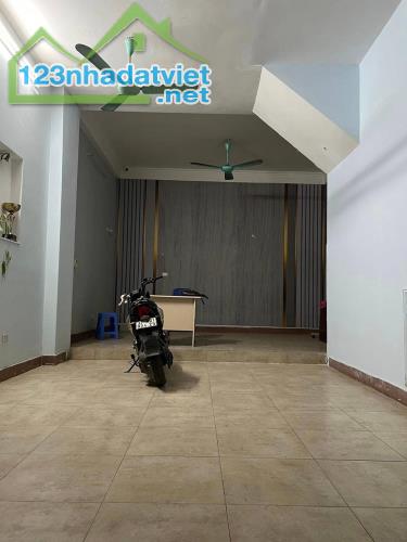 KĐT Đại Kim, 2 thoáng, 3 Ô tô tránh, Gara, dt 55m2, 5 tầng, MT 5m, Giá 17.5 Tỷ. 0906556885 - 3