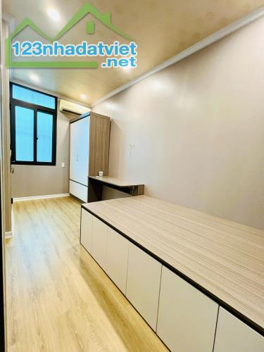 🆘 Bán Nhà VIP Tập Thể Bộ Công An ,Đống Đa 60 M2 5+6, Chỉ 2.45 Tỷ Mặt Ngõ Thẳng Tắp gần - 2