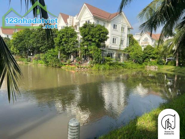 Bán biệt thự Vin Riverside Long Biên đường Anh Đào view hồ ở thoáng mát 258m 4 tầng, 93 tỷ - 4