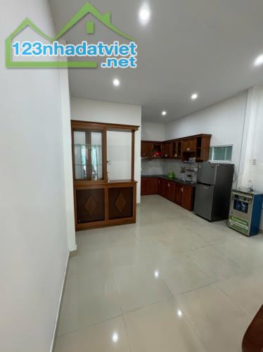 Kiệt 3m Phan Thanh, chỉ 2ty7 có ngay 70m2 x 2 tầng, 3PN,gần ĐH Duy Tân. - 1