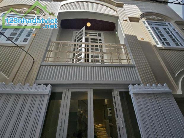 QUẬN 7 SIÊU RẺ NHÀ ĐẸP. P.BÌNH THUẬN , NHỈNH 6Tỷ 🏡52,5(8,8x6,1m)