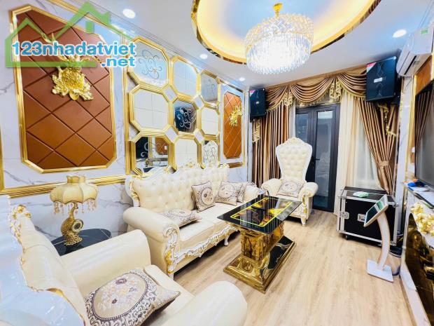 ⚜️Bán Nhà Ô Tô Đỗ Cổng  Đặng Tiến Đông 44 M2 5T MT 4 M, Chỉ 11 Tỷ ⚜️ - 2