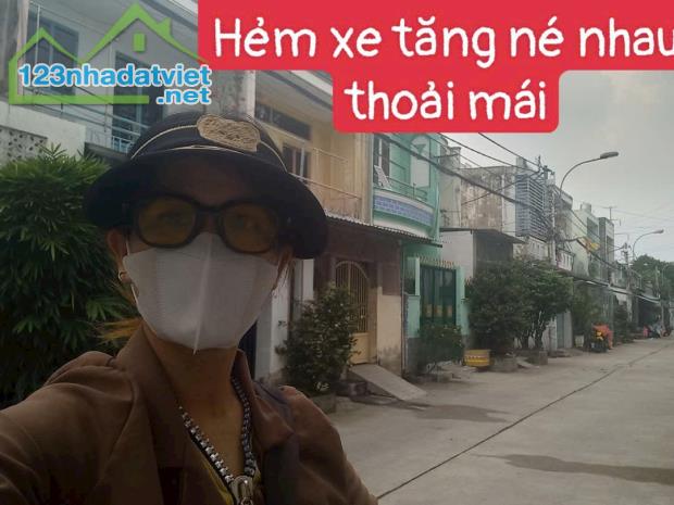 BÌNH TÂN --MÃ LÒ --HẺM XE TẢI ĐUA NHAU--64M2 - 5