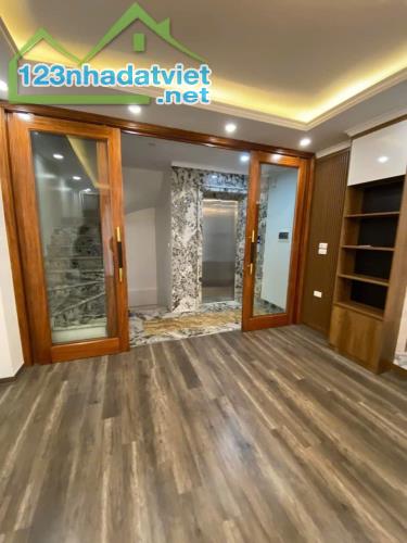 Bán nhà phố Thụy Khuê, DT 42m x 7 tầng, ô tô, Thang máy, giá 15.5 tỷ - 3