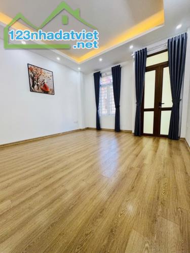 NHÀ MỚI BẠCH MAI, CHỢ MƠ. NGÕ NÔNG. FULL NỘI THẤT Ở NGAY 30/32M²x 5T 3PN VIP 5,1xx tỷ. - 3