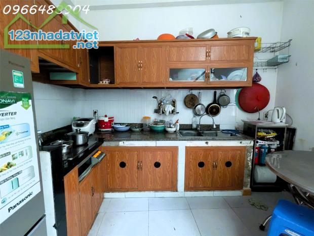 Cho thuê nhà 1T1L 5*15m 2pn hẻm xe hơi ful nội thất đường 17 - Linh Trung - 1