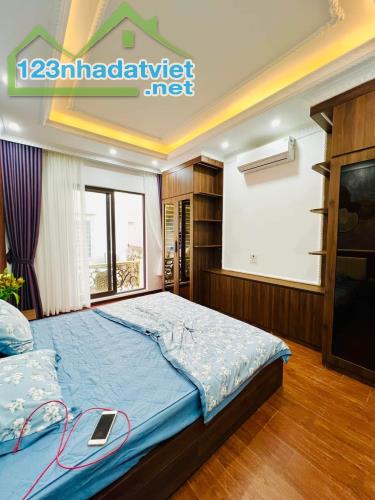 Nhà đẹp 4 tầng gần hồ - Trung tâm Ba Đình -25M2 - Cách phố 80M - Ngõ thông 🍀 N - 1