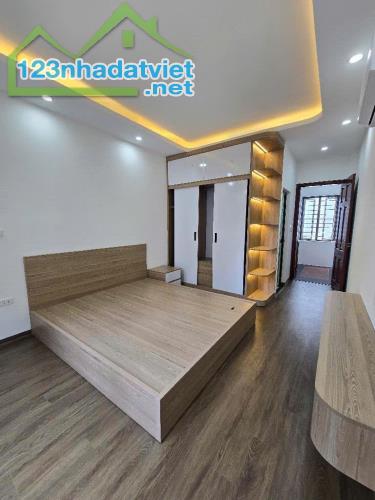 Bán Nhà Ngô Thì Nhậm, Hà Đông, 30m2, 5 tầng, Ô tô đậu cửa, 2 ngõ , Giá 6,15 tỷ - 2