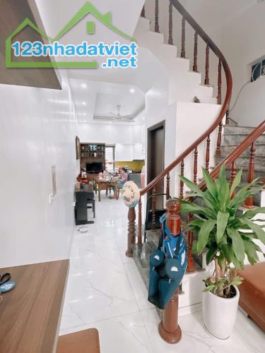 Nhà Đình Thôn, Ngõ thông, rộng 2.7m, 40m ra bãi oto, 52m2, 7.8tỷ - 1