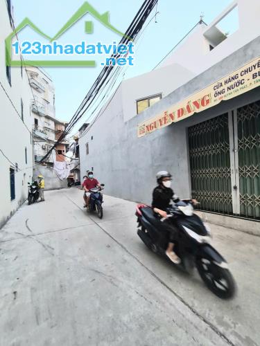 BÁN NHÀ HẺM HUỲNH TẤN PHÁT, P.TÂN THUẬN ĐÔNG, Q.7, 64,2 M², 6,8 TỶ - 1