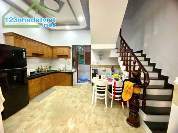 BÁN NHÀ QUẬN 12, NGUYỄN ẢNH THỦ, HXH THÔNG 57M2, 3 TẦNG CHỈ 4 TỶ 650 - 2