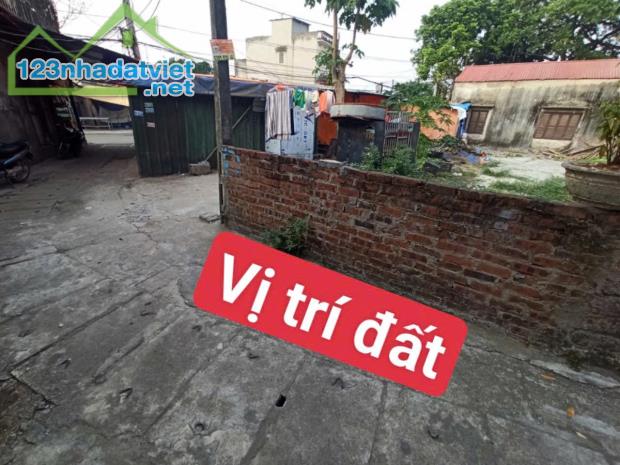 Bán lô đất ở đô thị kinh doanh sát chợ tại biên giang hà đông giá 3,x tỷ