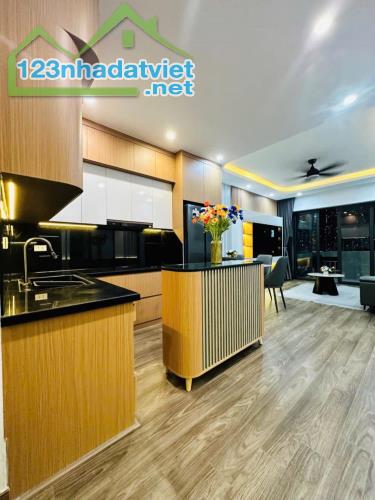 TOÀ CT4B_ ĐN2_ BẮC LINH ĐÀM _ 73M2 THÔNG THUỶ _ FULL MỚI NỘI THẤT _ GIÁ NHỈNH 3,8 TỶ