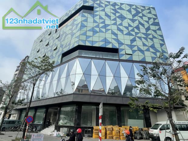 Bán Tòa Building Mặt Phố Phạm Văn Đồng, Cầu Giấy 400m2, 9 Tầng, Mt 35m, Lô Góc 298 Tỷ - 1