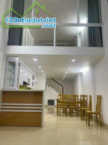 Bán nhà Bồ Đề,Long Biên 5 tầng,38m ngõ thông,oto đỗ cổng giá 7 tỷ - 4