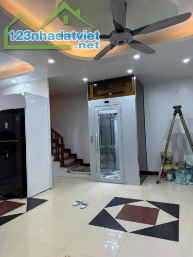 XÃ ĐÀN - ĐỐNG ĐA - 40M2 x 6TẦNG - MT 7M- THANG MÁY -NHÀ ĐẸP Ở NGAY-  NHỈNH 10 TỶ - 1