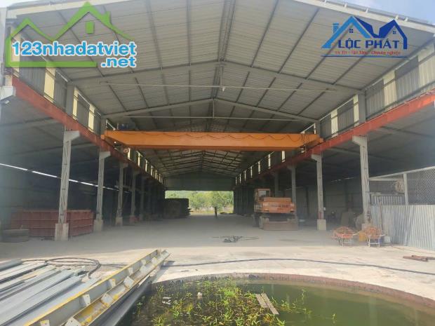 Bán Hơn 4.5ha Xưởng và Đất Full SKC PHƯỚC TÂN Biên Hòa Đồng Nai Giá chỉ 3tr/m2 - 4