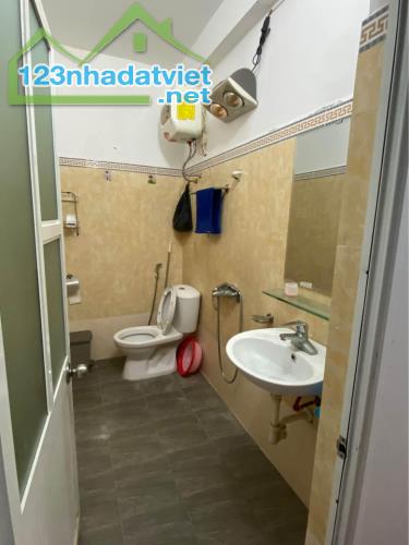 Bán nhà Văn Phú, Hà Đông, 42m2, 5 tầng, Giá 7,15 tỷ, Ô tô gần, Đông người ở tốt - 3