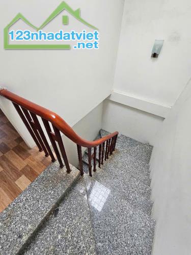 Cự Khối trong đê 36m 4tầng mt 3,6m giá 4,1tỷ - 3