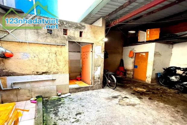 Bán nhà mặt tiền, Trần Tấn, Tân Phú, 5m x 19m, 121 m², cho thuê 8 PN - Giá 5.8 tỷ TL