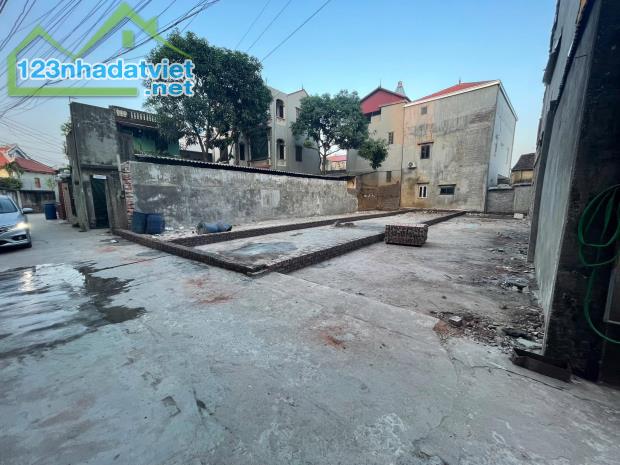 RA HÀNG 3 LÔ F0 TẠI TÂN QUANG, VĂN LÂM, Giá tốt: 0835459289