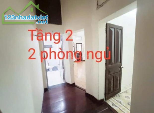 Cho thuê nhà ngõ đường Hoàng Mai, Quận Hoàng Mai 40m x 3 tầng, giá 10tr/tháng - 3