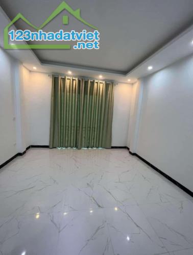 SIÊU PHẨM NHÀ MỚI CỰ KHÊ, 2 THOÁNG NGAY KĐT THANH HÀ CENCO5, 32M2x5T GIÁ HƠN 3 TỶ - 4