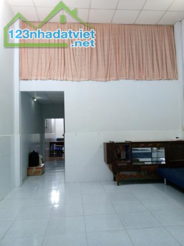 7.5 tr/tháng - Cho thuê nhà riêng 63m2, 3PN, 2WC đường Phạm Văn Chiêu, Phường 13, Gò Vấp - 1