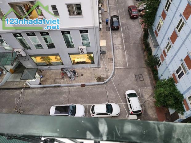 SIÊU PHẨM BẰNG LIỆT40M 4 TẦNG Ô TÔ XÁT NHÀ 5.8 TỶ - 5
