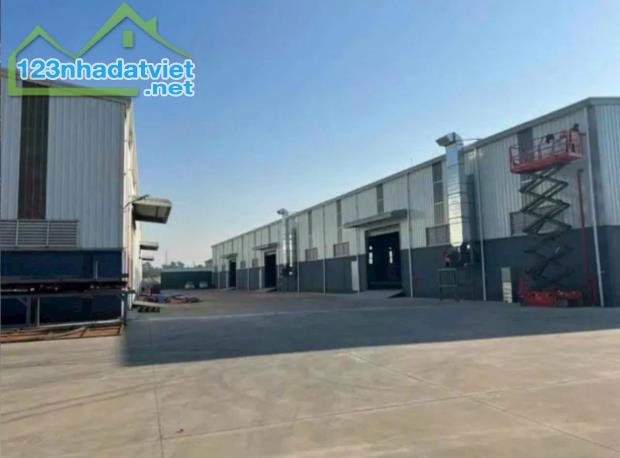 Cho thuê 11.500m2 XƯỞNG trong KCN Mỹ Phước , Gía : 95.000đ/m2 . S.X đa nghành nghề