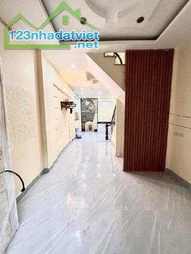 ĐÌNH THÔN 43m²- 10M RA Ô TÔ - NGÕ THÔNG - DÂN XÂY CHẮC CHẮN - FULL NỘI THẤT 0876196866 - 1