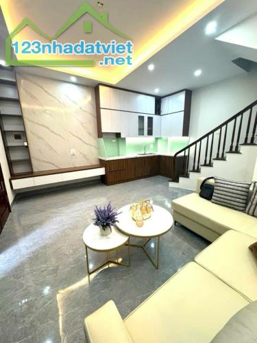 229 Minh Khai - Sát phố, ngõ nông - 30 m² x 5 Tầng 3 Ngủ - Sổ Vuông đẹp - Hơn 5 Tỷ - 1