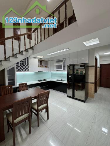 ♪Sát MT Nguyễn Văn Linh, kiệt 5m, 66m2, 4 tầng đúc cực chất,, 4PN, 5.x tỷ