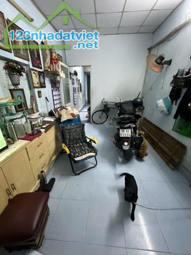 Nhỉnh 3 Tỷ- Nhà 63m2- Hẻm Thông Nguyễn Văn Khối P9 Gò Vấp - 1